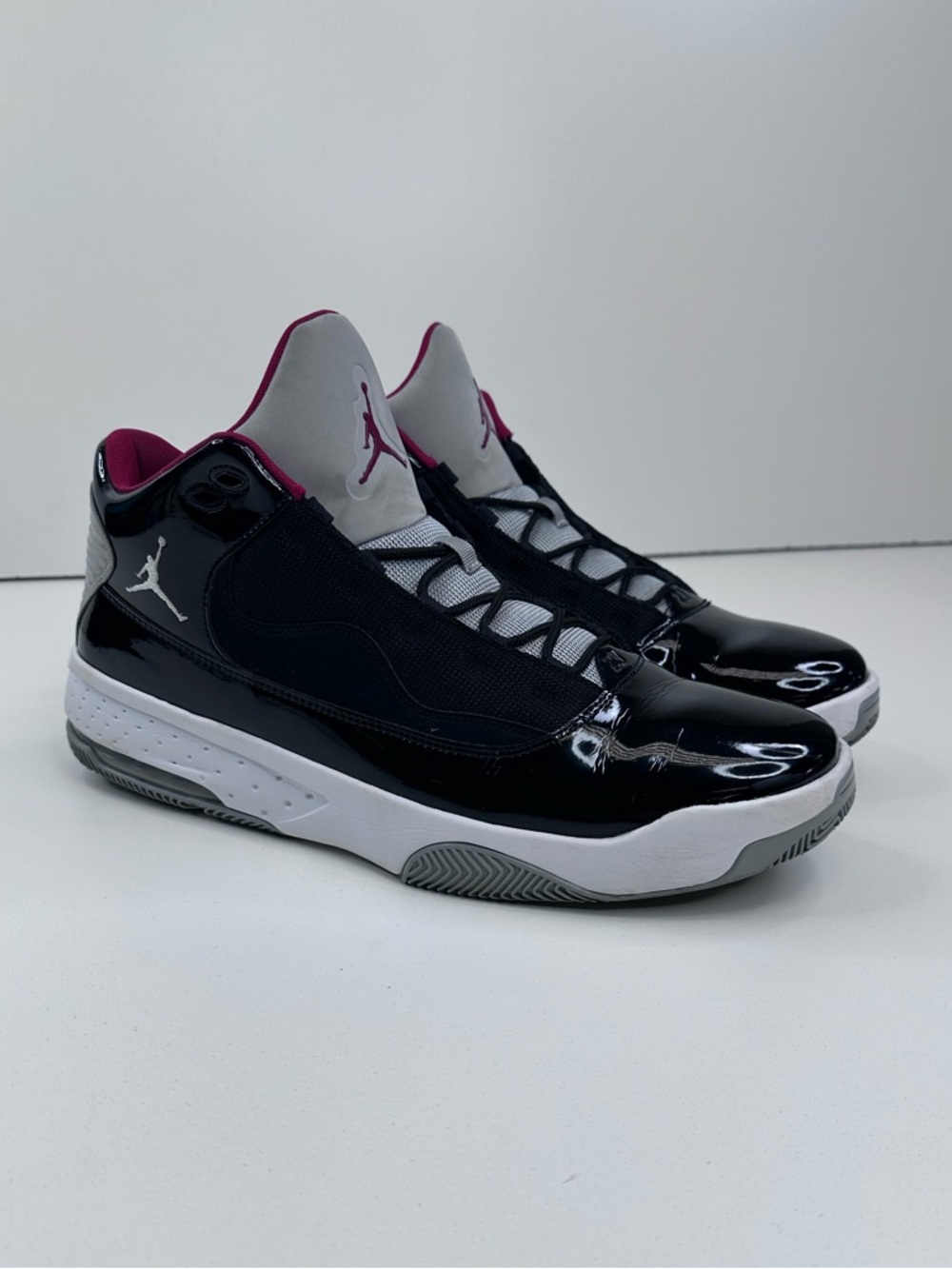 Nike Jordan Max Aura 2 Basketball Shoes Men's Size 14 Black White Red CK6636-006